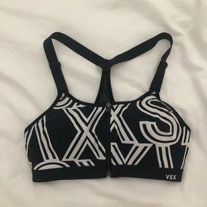Victoria’s Secret Sport Wireless Sports Bra 32B